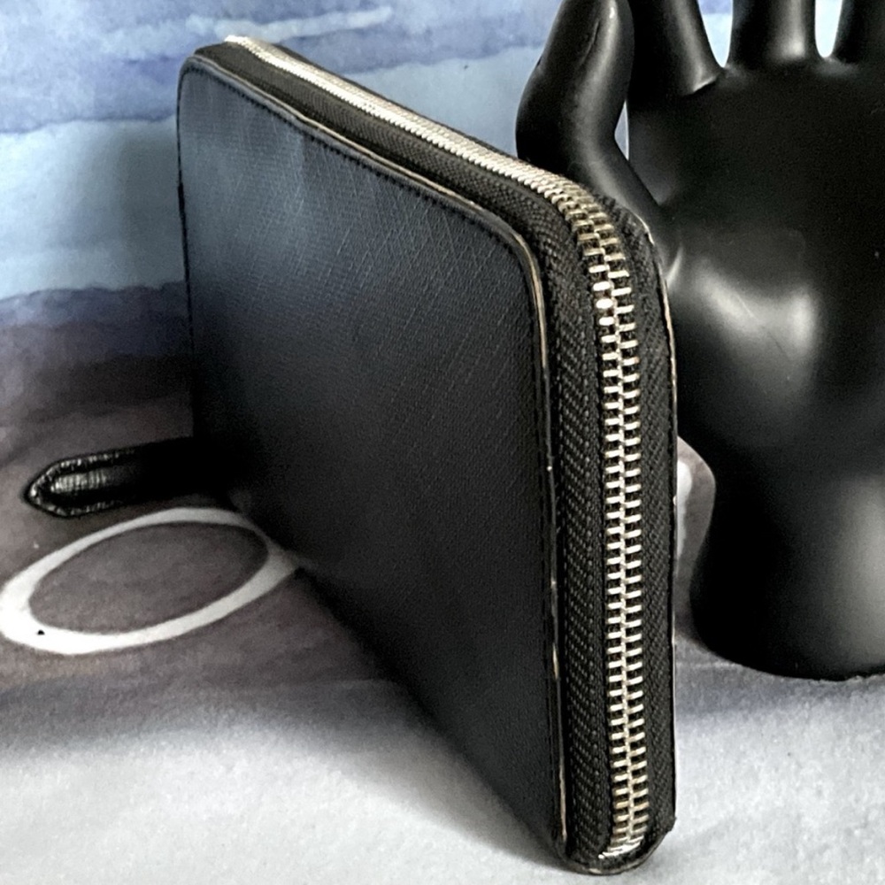 BURBERRY Smoke Check / Nova Check Plaid Leather Zip Around Wallet - Picture 5 of 11